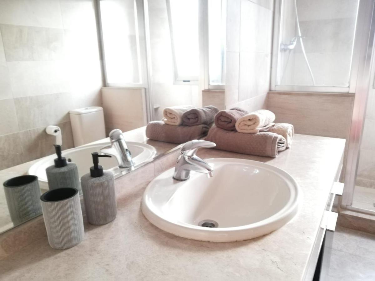 Gran Piso En Zona Comercial Malaga Luaran gambar