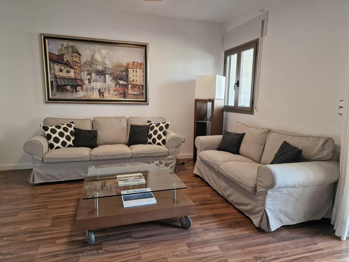 Gran Piso En Zona Comercial Malaga Luaran gambar